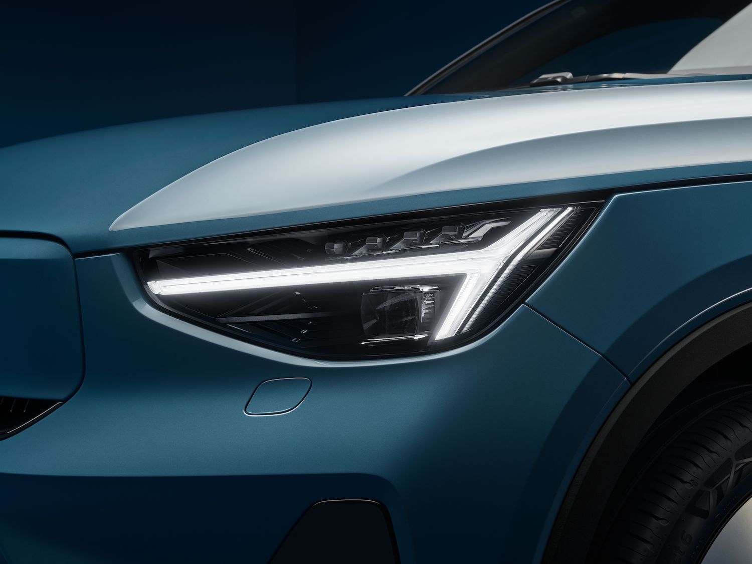 Volvo C40 - Explore the Features