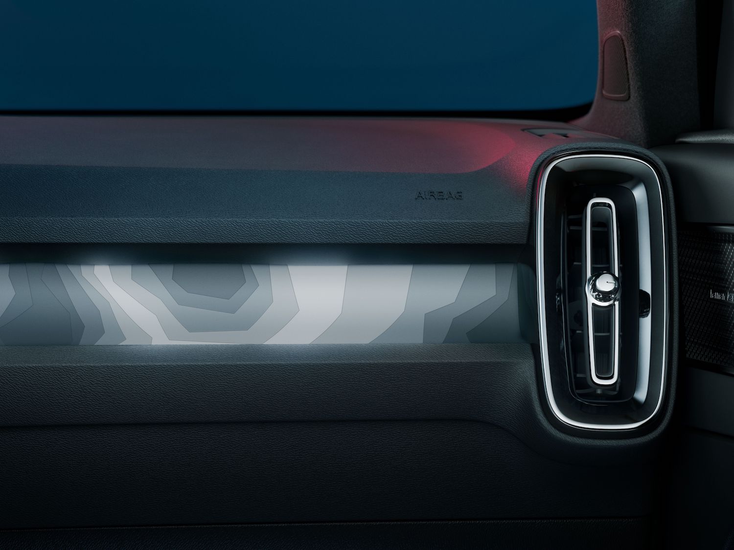 Volvo C40 - Explore the Features