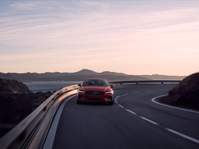Volvo S60 - Explore the Features
