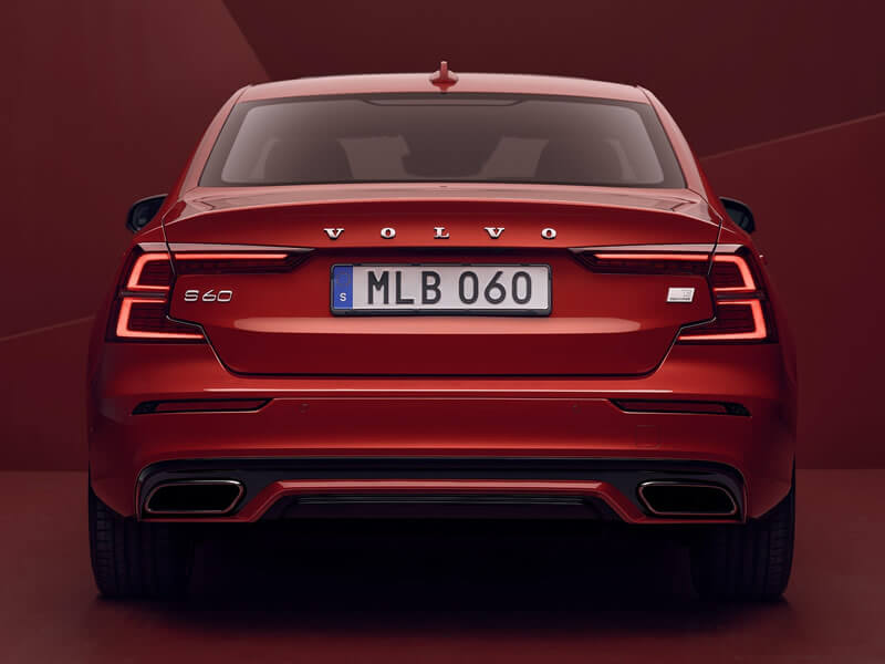 Volvo S60 - Explore the Features