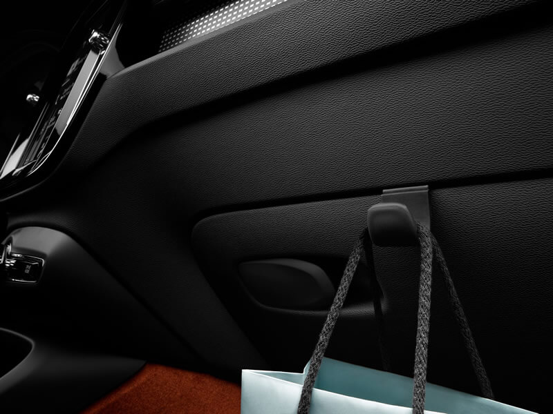 Volvo XC40 - Explore the Features