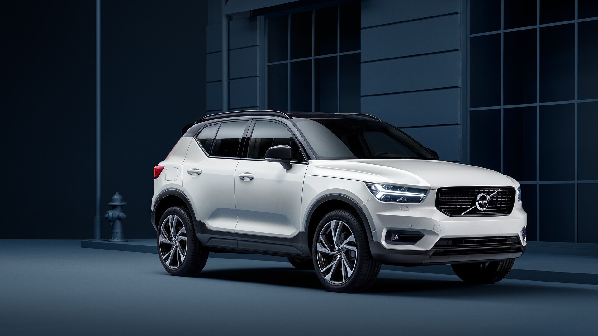 Volvo XC40 Gallery